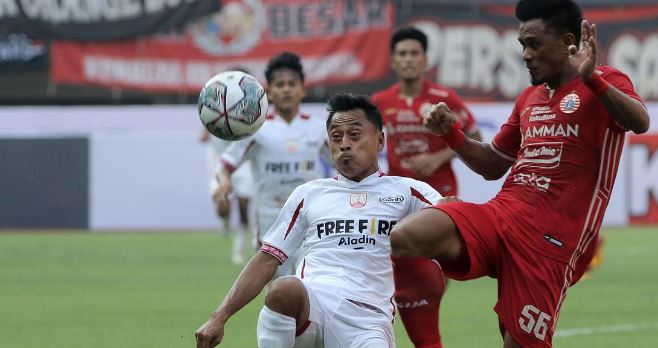 Laga Persis Solo Vs Persija Jakarta 1-0